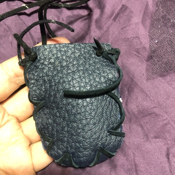 Handcrafted leather Black Beaded Pouch with pentagram - Picture 2 of 8